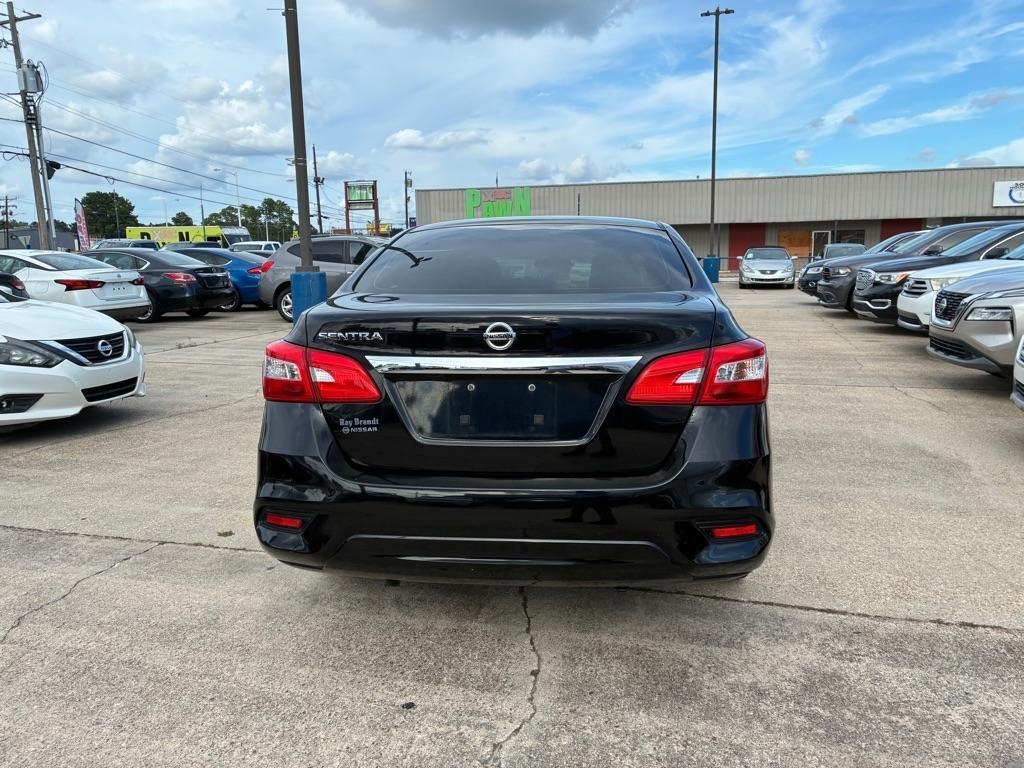 Nissan Sentra SV 4D Sedan 2018