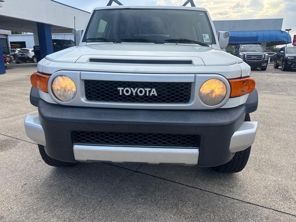 Toyota FJ Cruiser RWD 4dr Auto (Natl) 2012