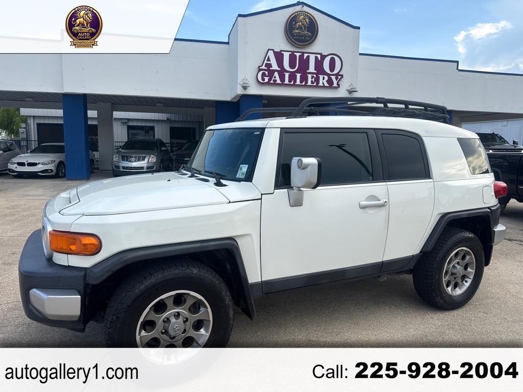 Toyota FJ Cruiser RWD 4dr Auto (Natl) 2012