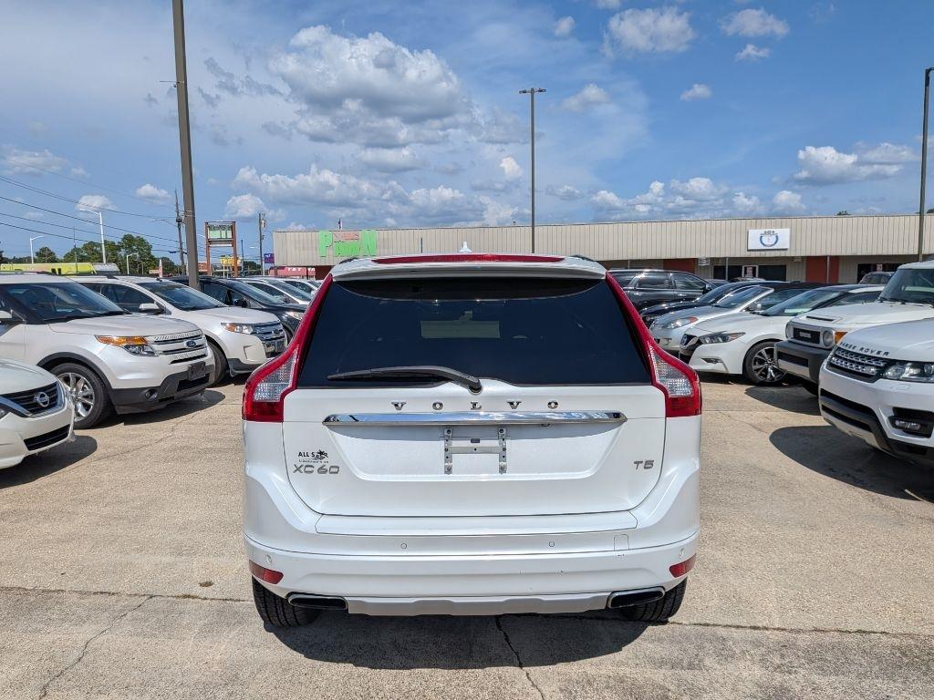 Volvo XC60 FWD 4dr T5 Drive-E Premier 2016