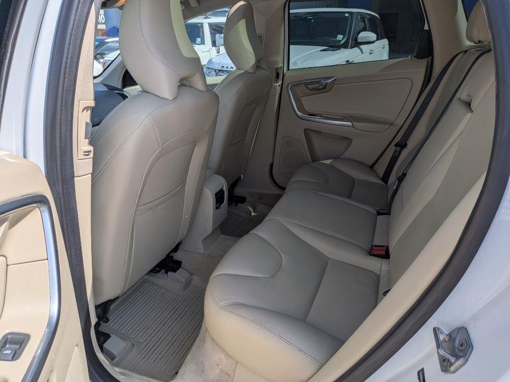 Volvo XC60 FWD 4dr T5 Drive-E Premier 2016