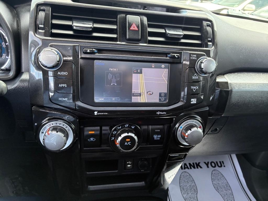 Toyota 4Runner SR5  2018