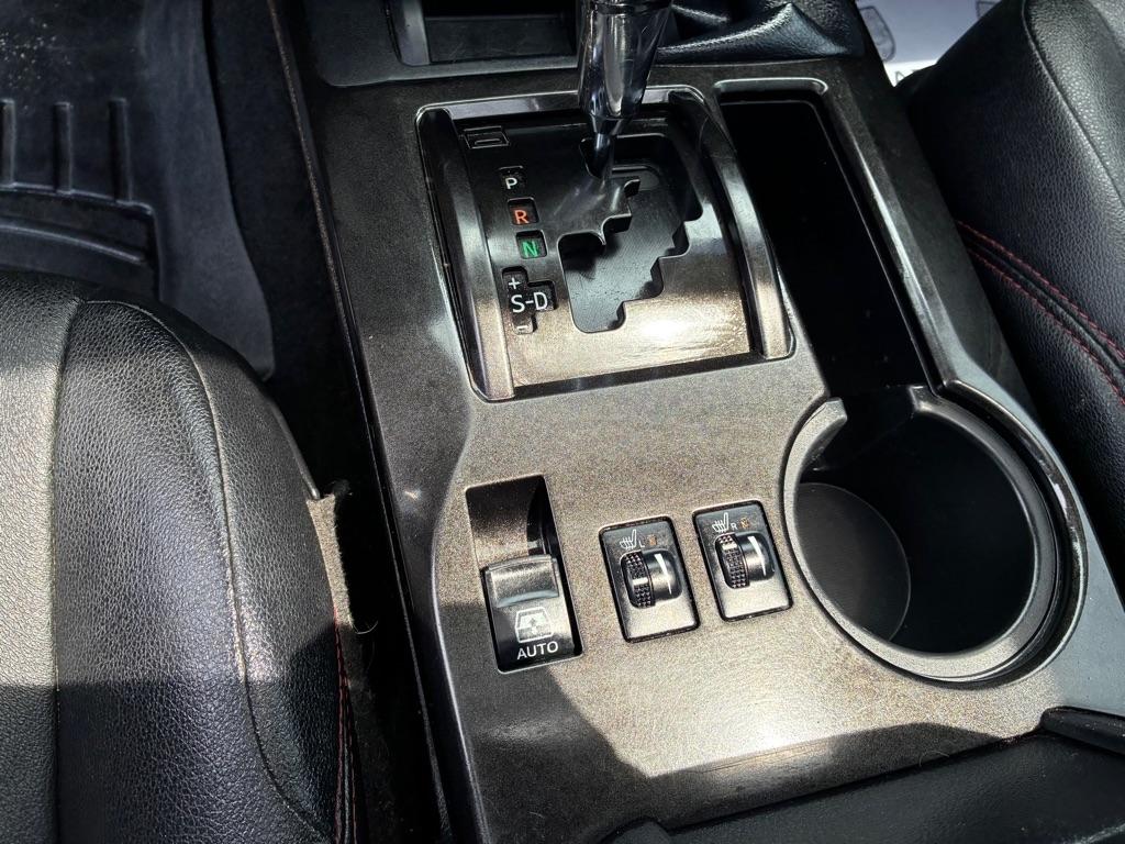 Toyota 4Runner SR5  2018