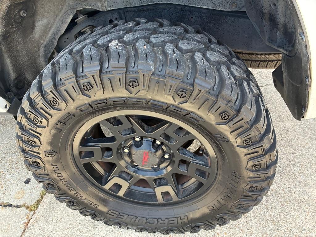 Toyota 4Runner SR5  2018