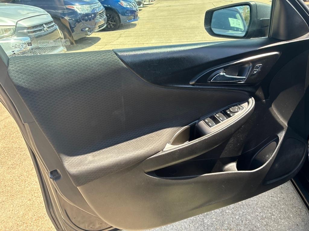 Chevrolet Malibu 4dr Sdn LS w/1LS 2017