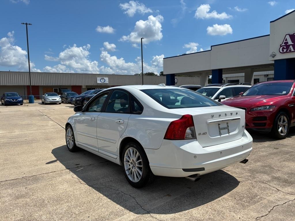 Volvo S40 4dr Sdn 2011