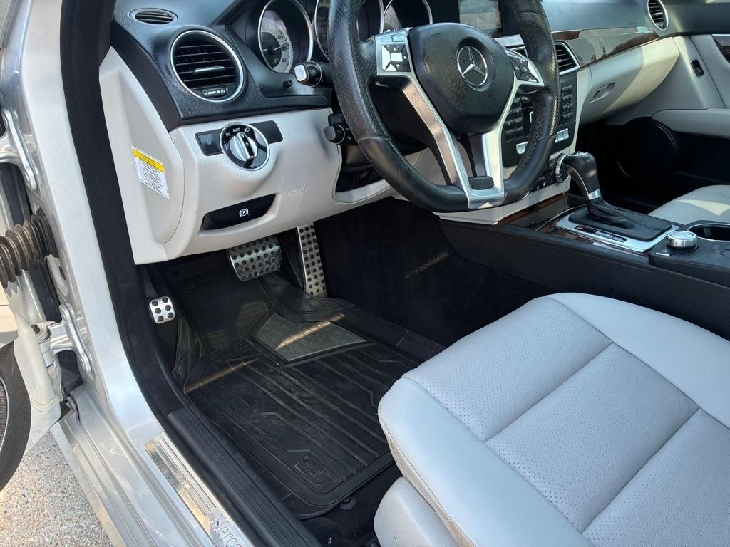 Mercedes-Benz C-Class 4dr Sdn C 250 Sport RWD 2013