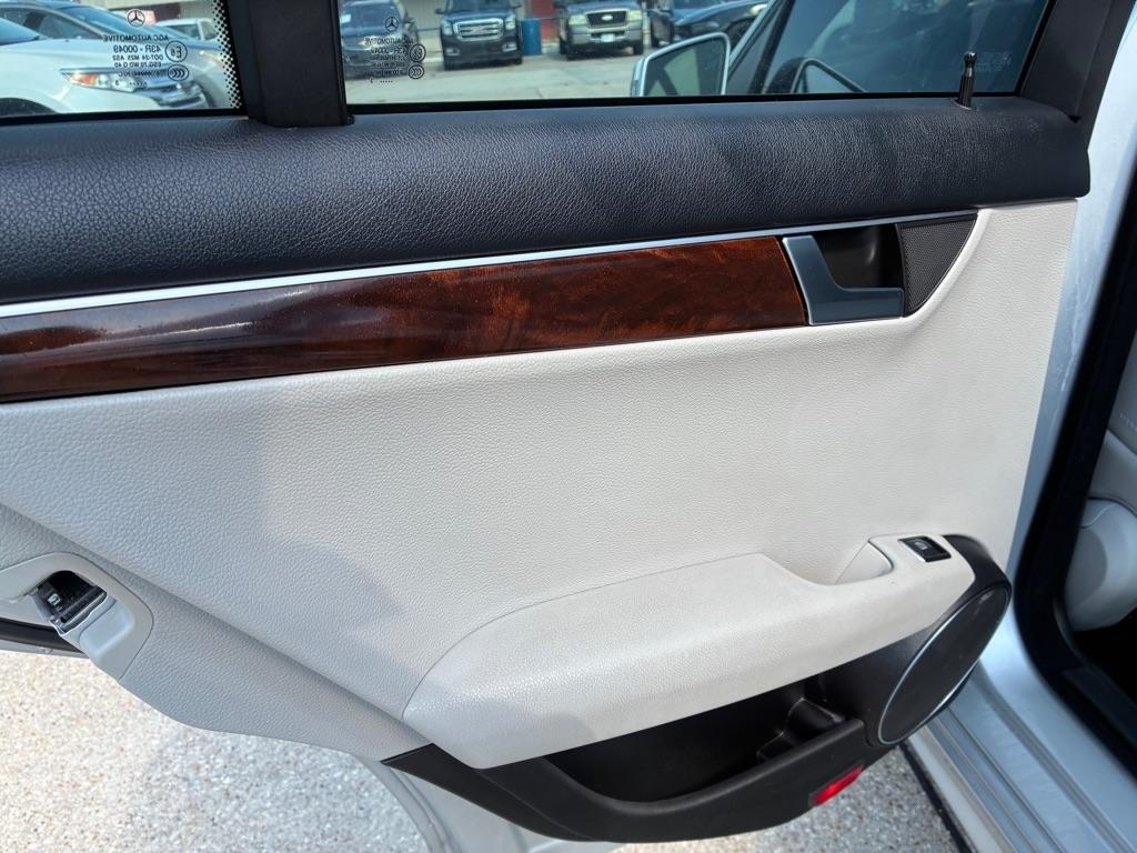 Mercedes-Benz C-Class 4dr Sdn C 250 Sport RWD 2013