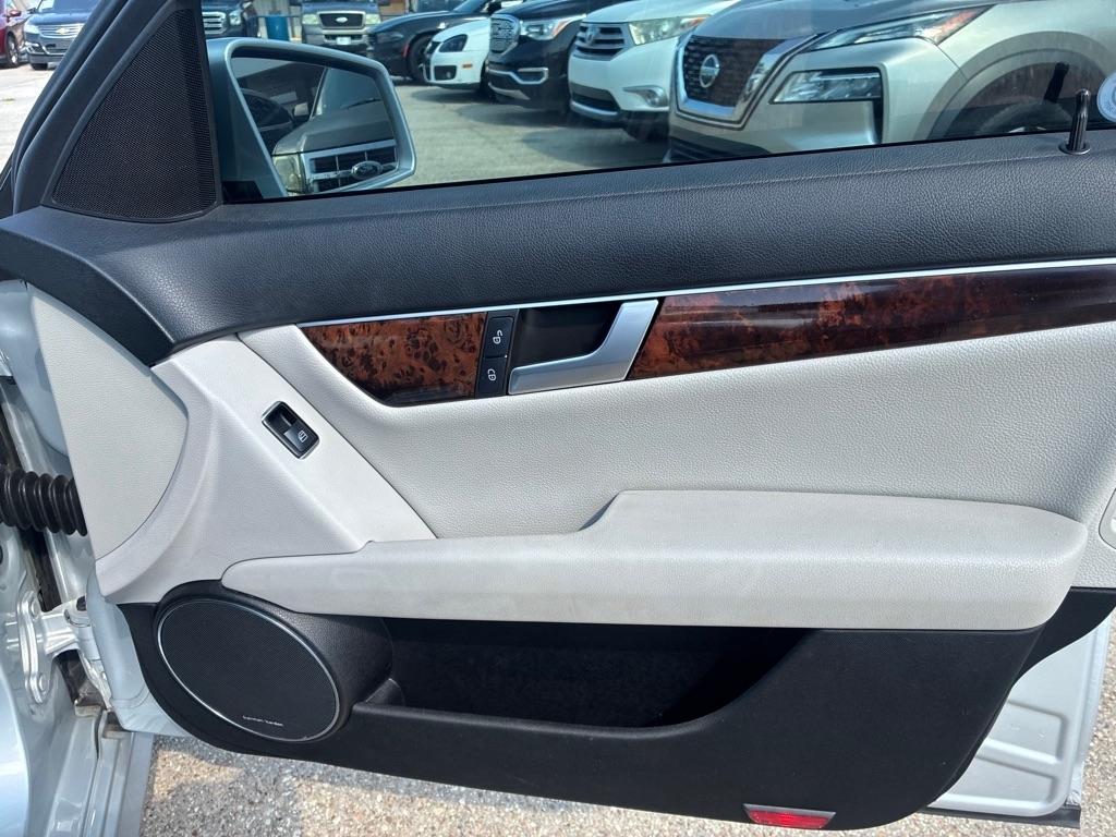 Mercedes-Benz C-Class 4dr Sdn C 250 Sport RWD 2013