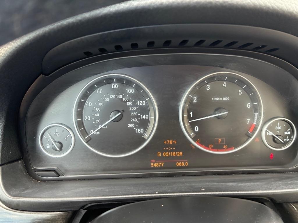 BMW 5 Series 4dr Sdn 528i RWD 2011