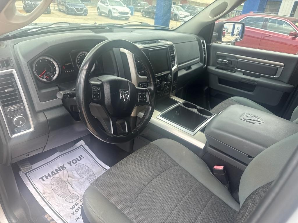 RAM 1500 2WD Crew Cab 149" Big Horn 2015