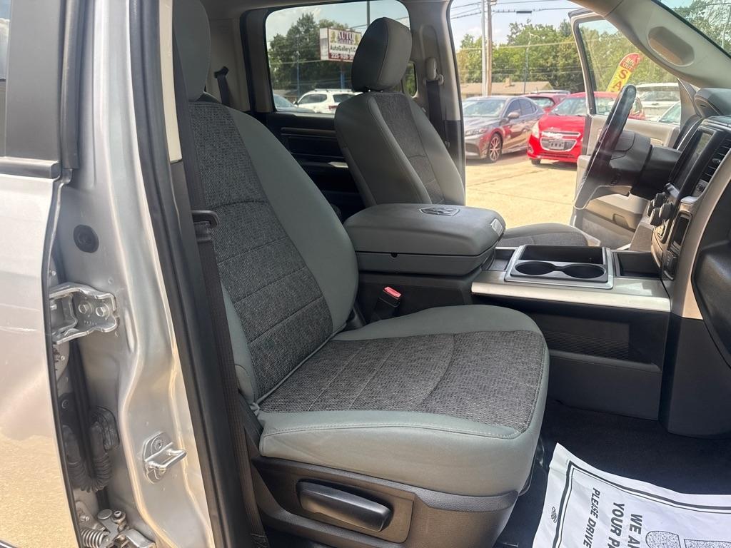 RAM 1500 2WD Crew Cab 149" Big Horn 2015