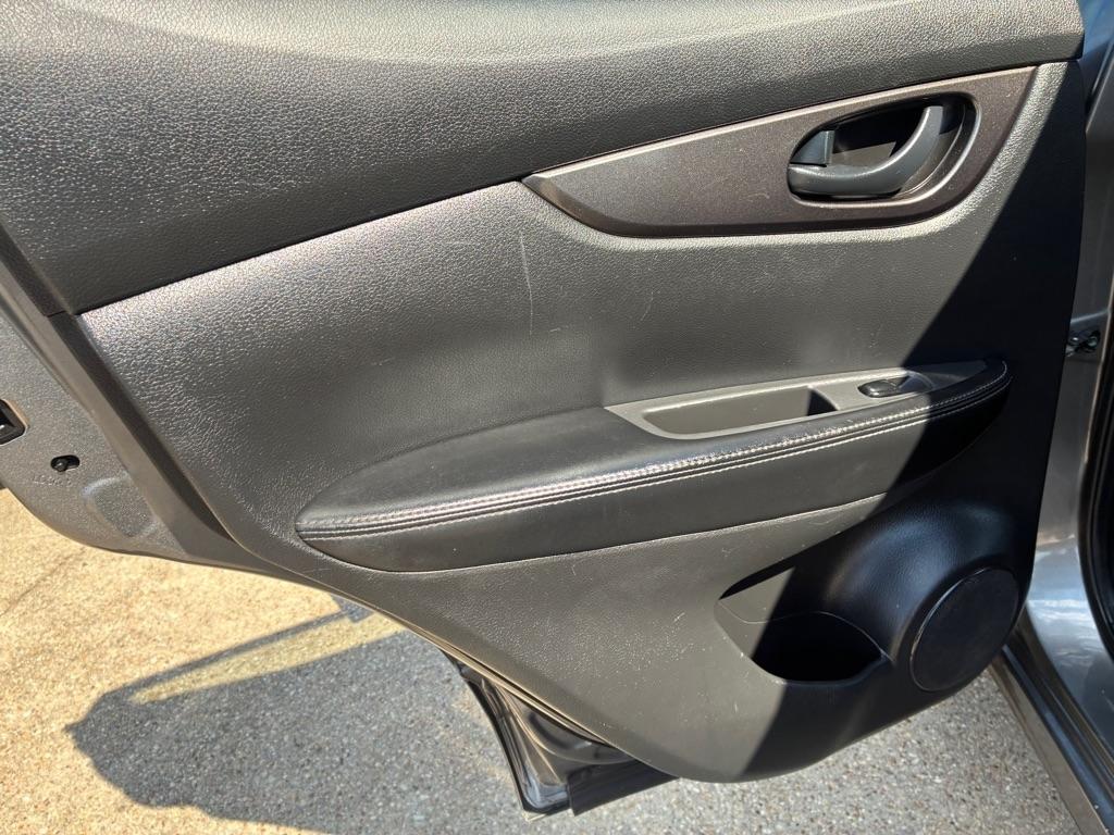 Nissan Rogue Sport FWD S 2020