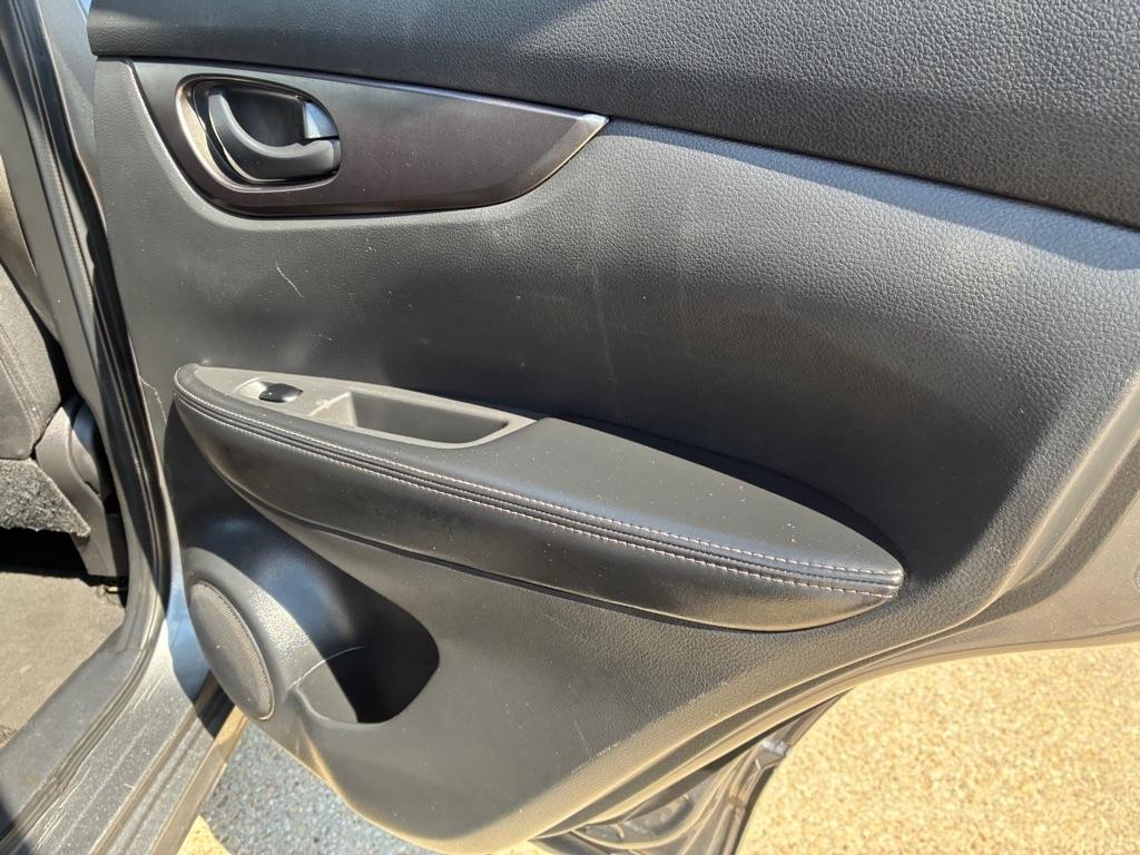 Nissan Rogue Sport FWD S 2020