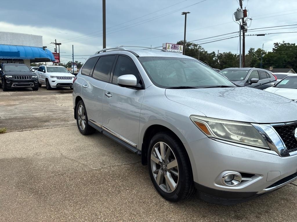 Nissan Pathfinder 2WD 4dr Platinum 2013