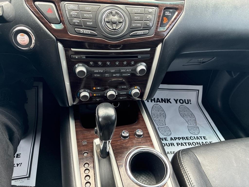 Nissan Pathfinder 2WD 4dr Platinum 2013