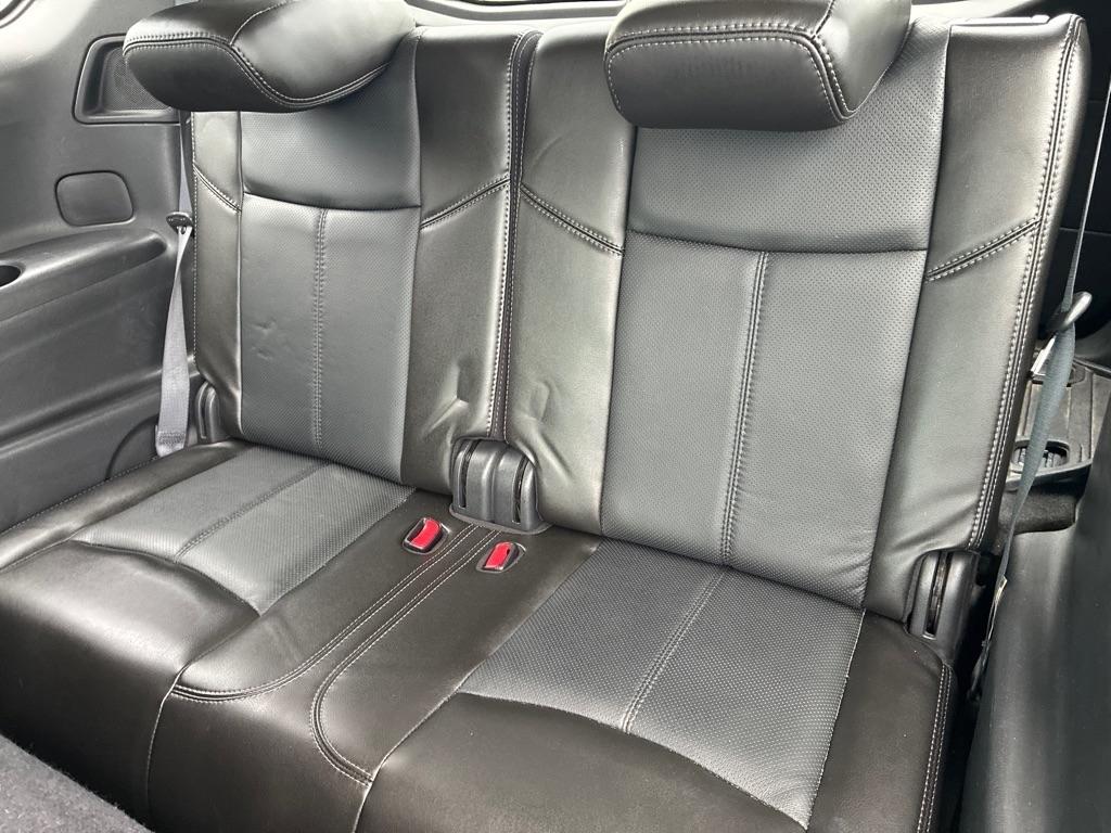 Nissan Pathfinder 2WD 4dr Platinum 2013