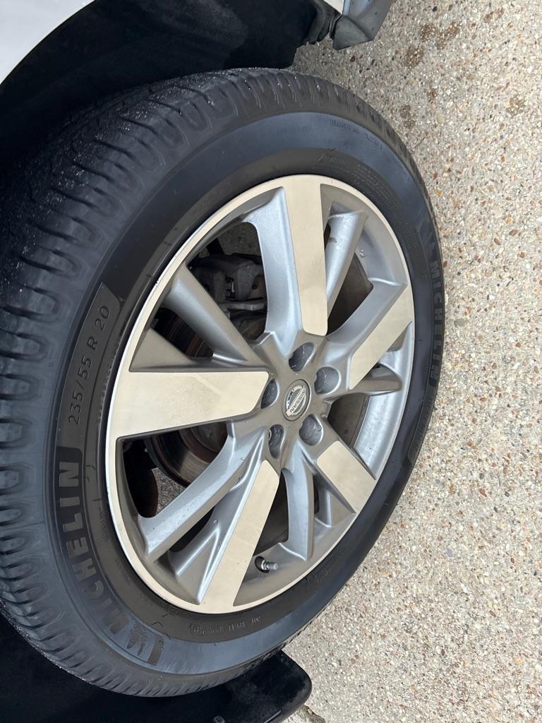 Nissan Pathfinder 2WD 4dr Platinum 2013