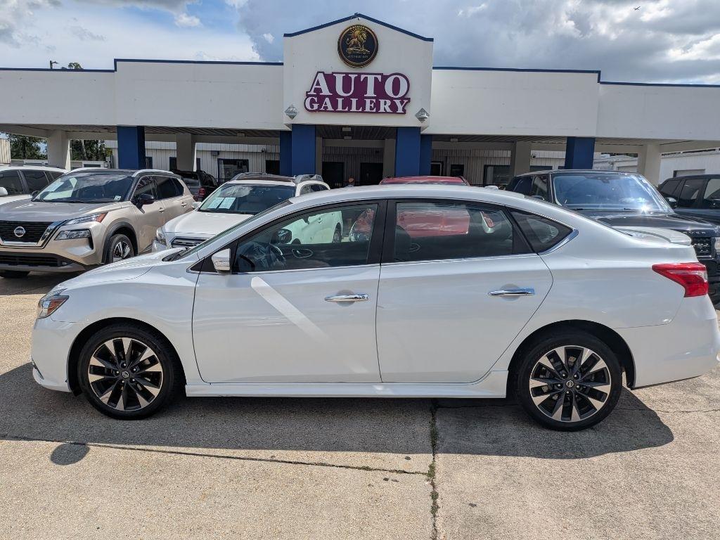Nissan Sentra SR CVT 2019