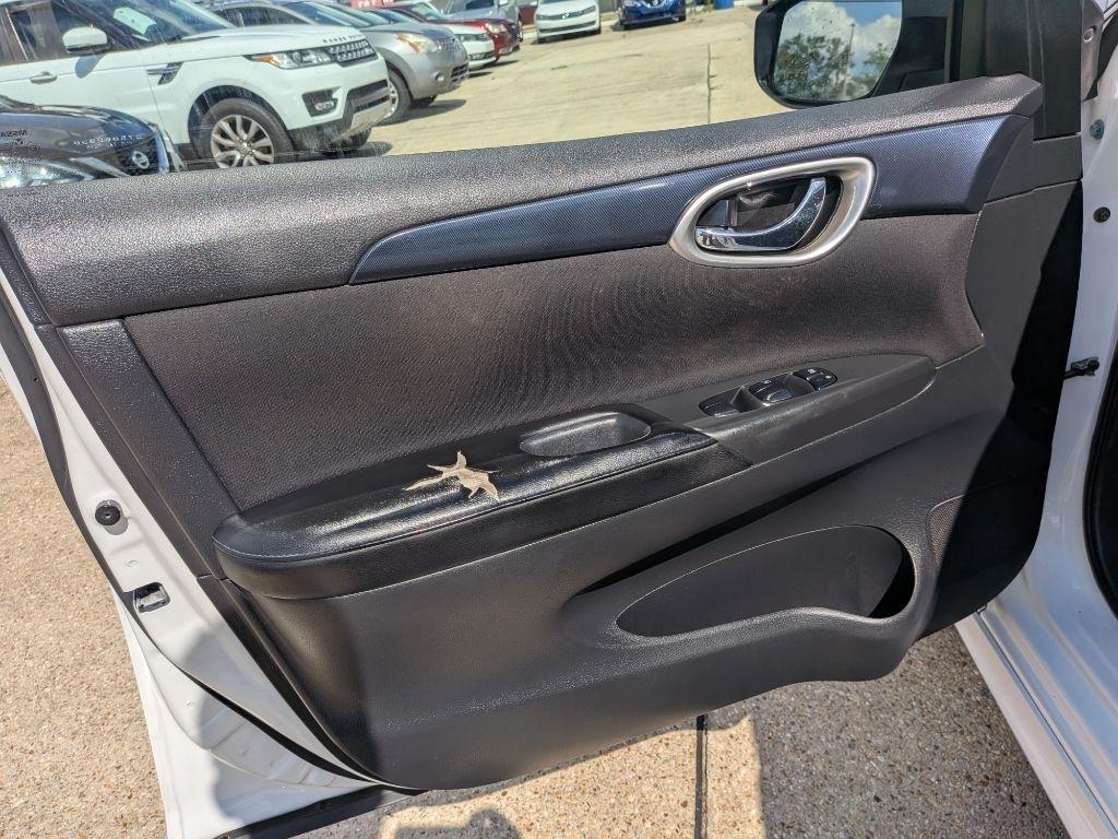 Nissan Sentra SR CVT 2019