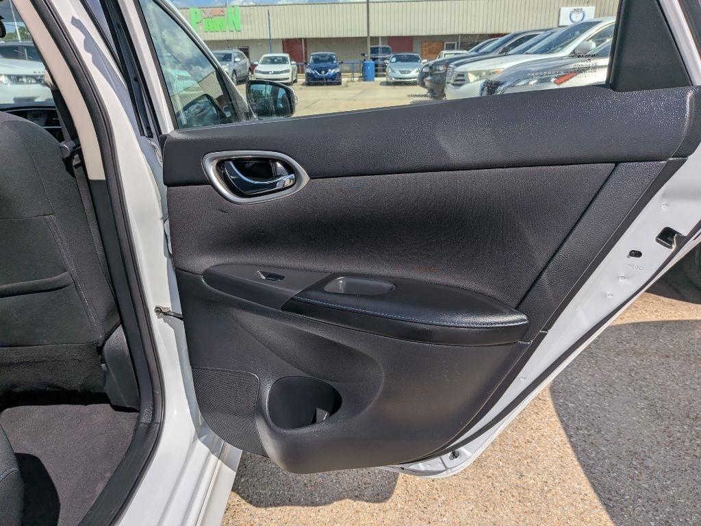Nissan Sentra SR CVT 2019
