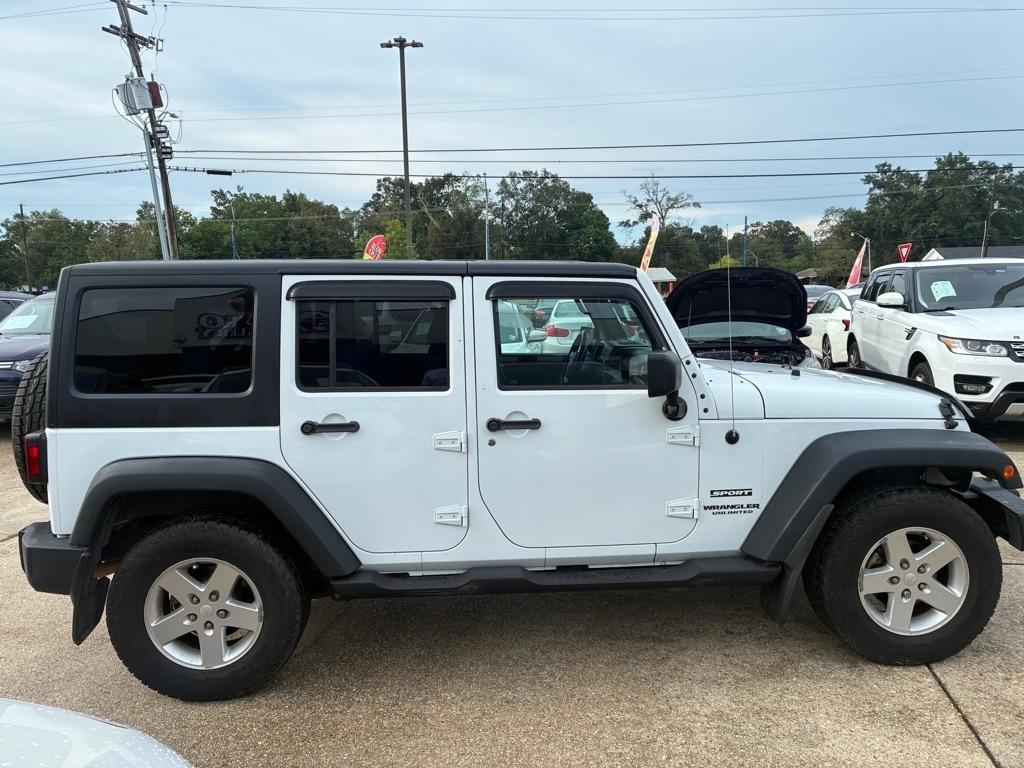 Jeep Wrangler Unlimited 4WD 4dr Sport 2015