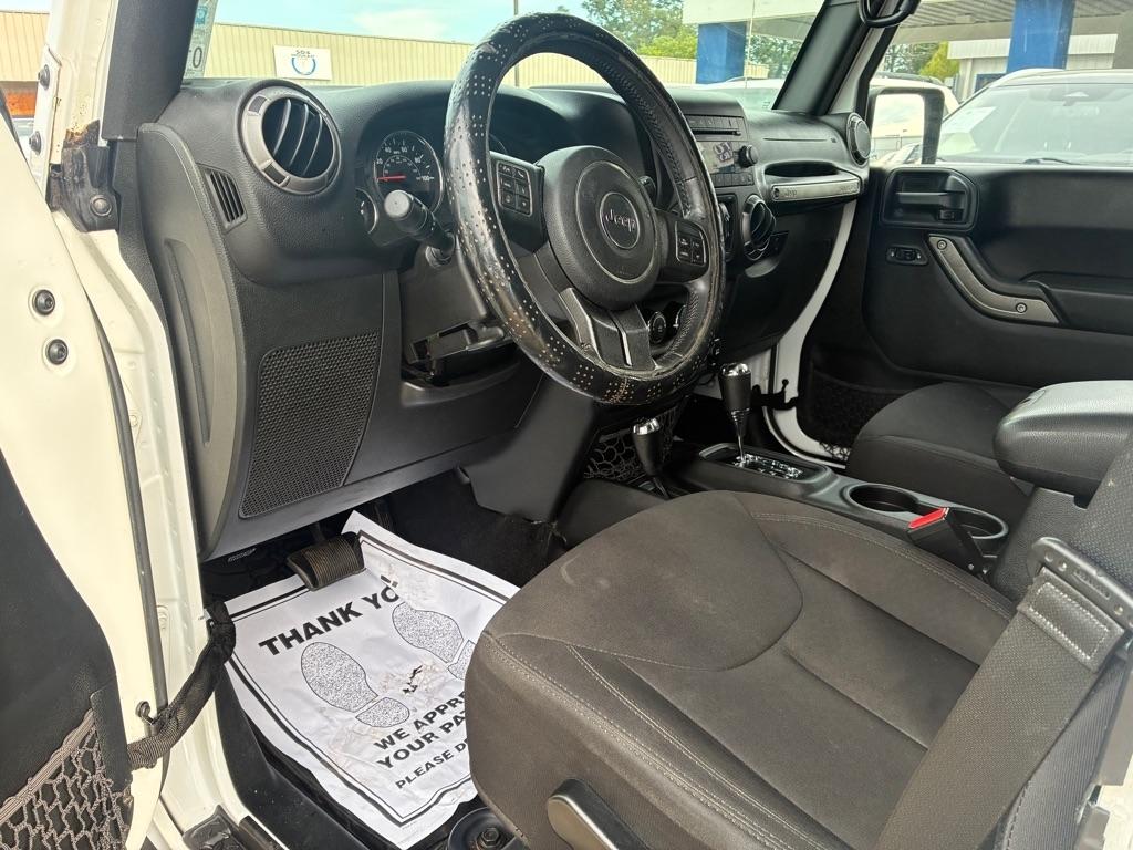 Jeep Wrangler Unlimited 4WD 4dr Sport 2015