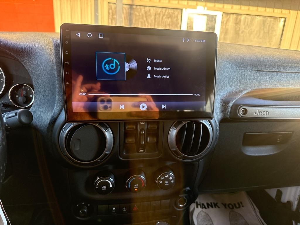 Jeep Wrangler Unlimited 4WD 4dr Sport 2015