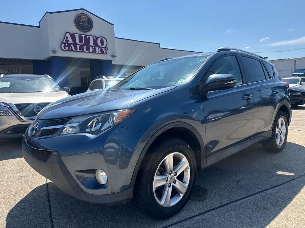 Toyota RAV4 FWD 4dr XLE (Natl) 2014