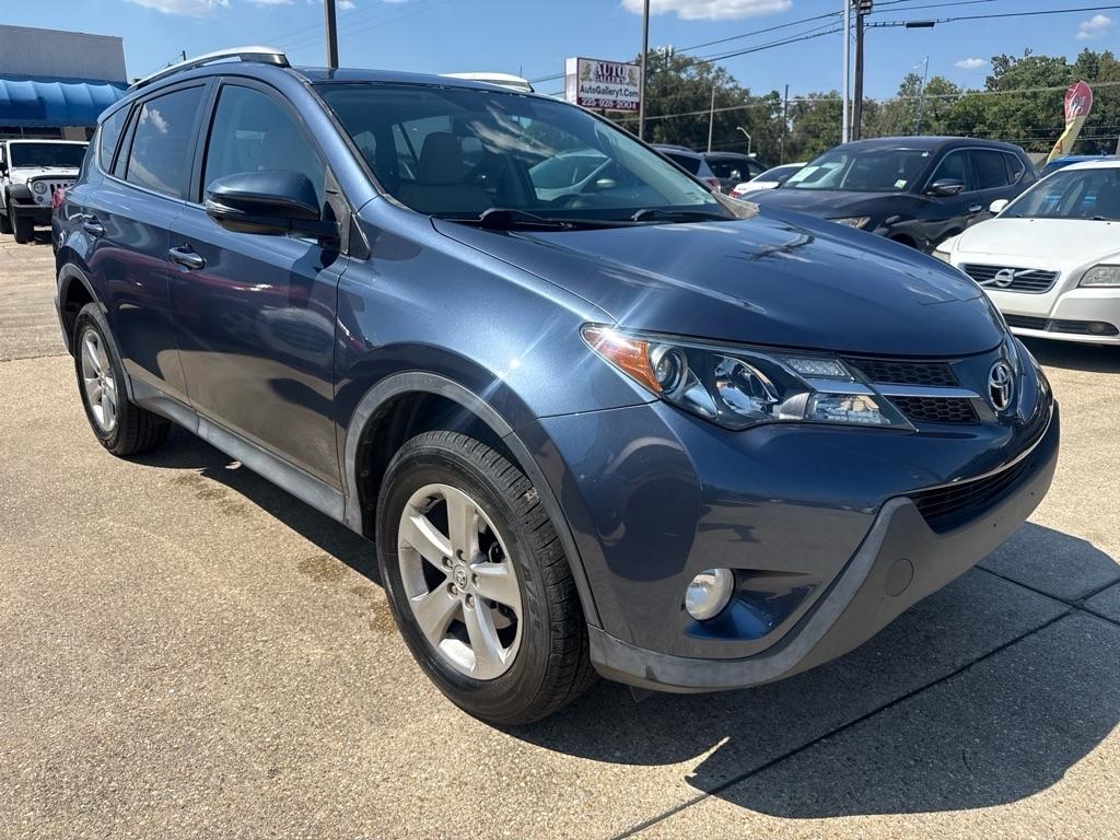 Toyota RAV4 FWD 4dr XLE (Natl) 2014