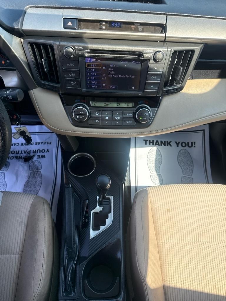 Toyota RAV4 FWD 4dr XLE (Natl) 2014