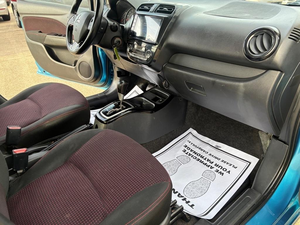 Mitsubishi Mirage Black Edition CVT 2022