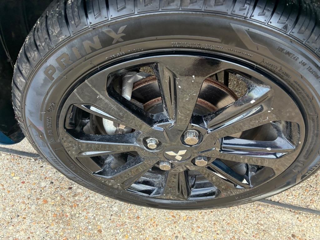 Mitsubishi Mirage Black Edition CVT 2022
