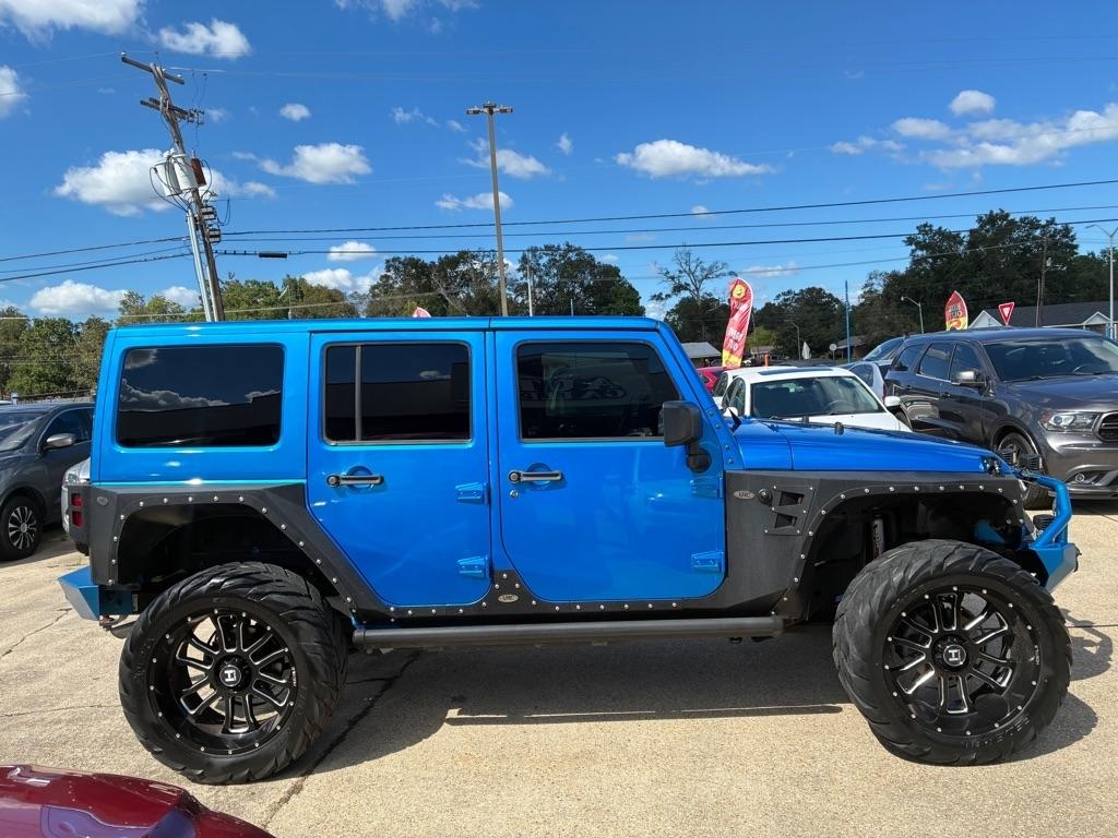 Jeep Wrangler Unlimited 4WD 4dr Sahara 2015