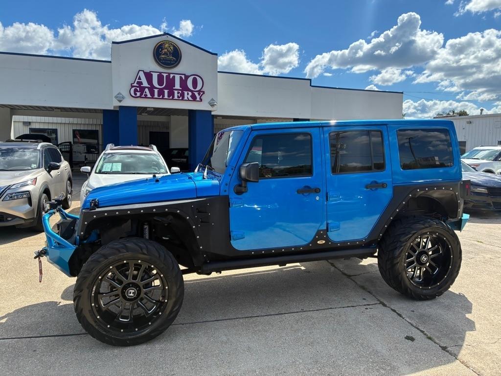 Jeep Wrangler Unlimited 4WD 4dr Sahara 2015