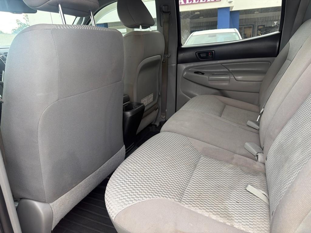 Toyota Tacoma 4WD Double Cab LB V6 AT (Natl) 2013