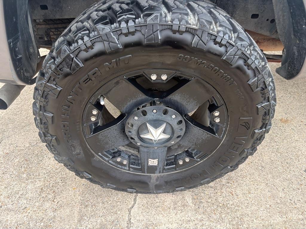 Toyota Tacoma 4WD Double Cab LB V6 AT (Natl) 2013