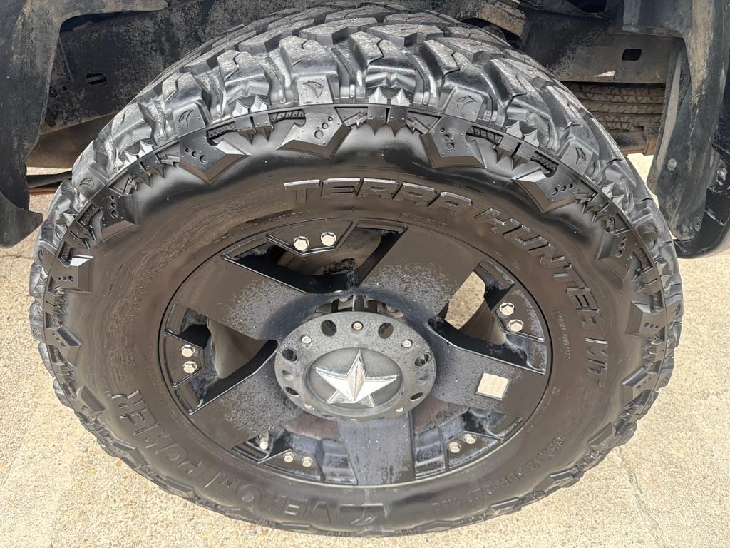 Toyota Tacoma 4WD Double Cab LB V6 AT (Natl) 2013
