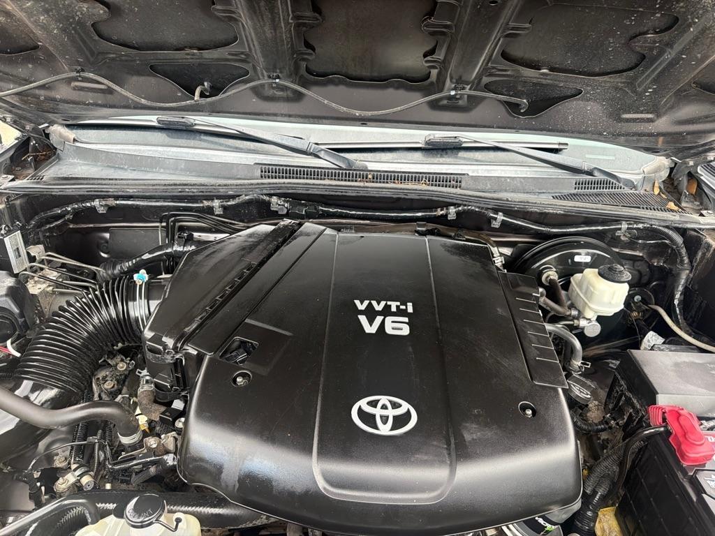 Toyota Tacoma 4WD Double Cab LB V6 AT (Natl) 2013