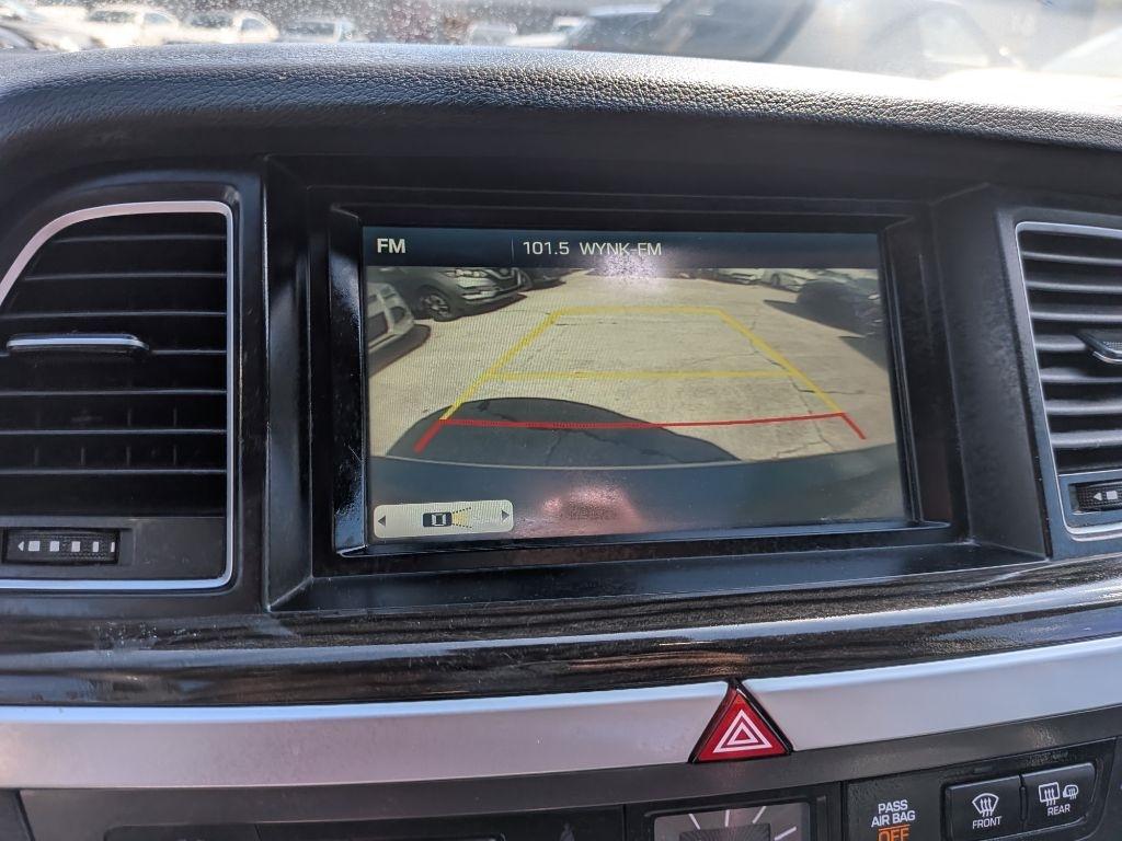 Hyundai Genesis 4dr Sdn V6 3.8L RWD 2015