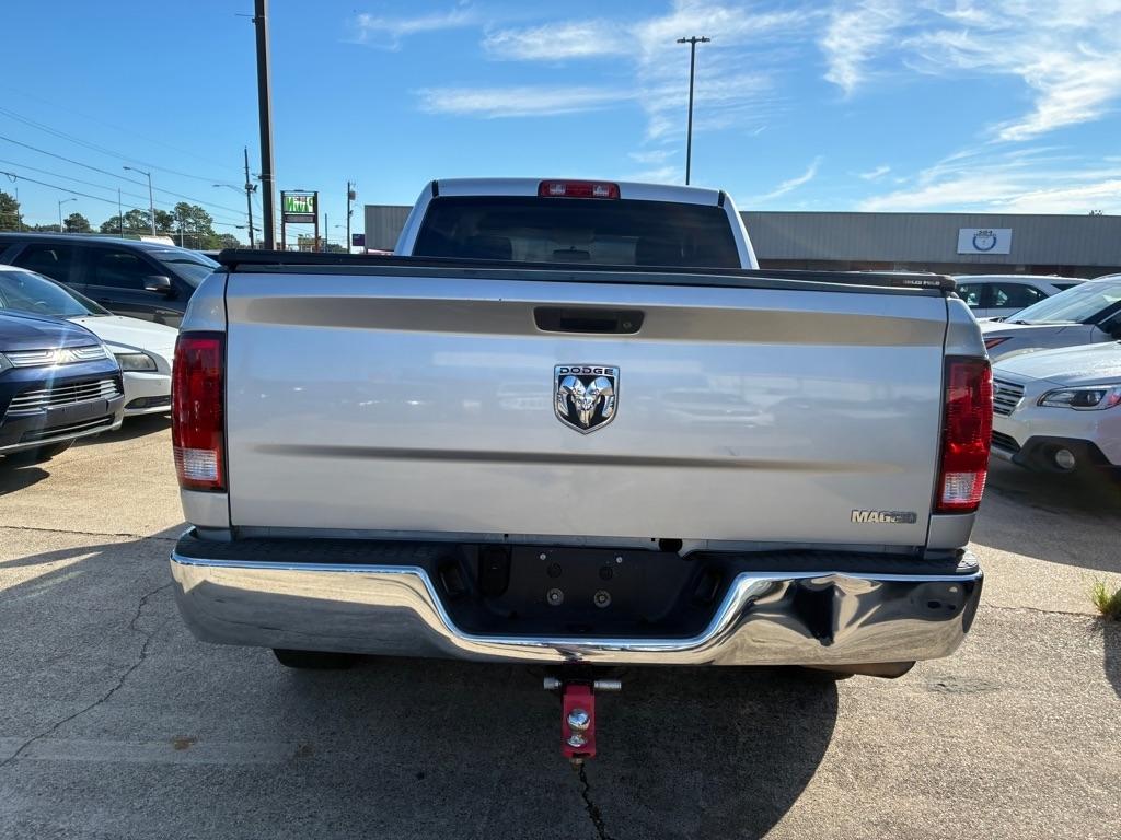 Dodge Ram 1500 2WD Quad Cab 140.5" ST 2009