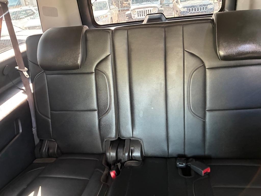 GMC Yukon XL 2WD 4dr SLT 2015