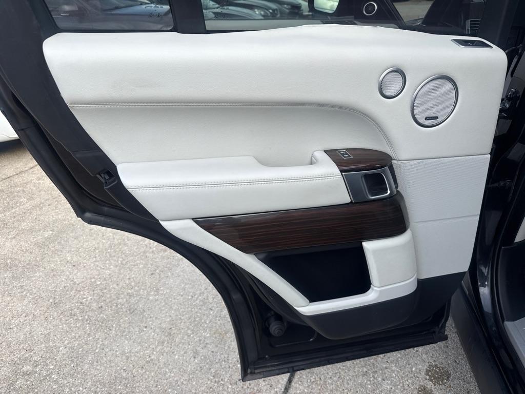 Land Rover Range Rover V8 Supercharged SWB 2017