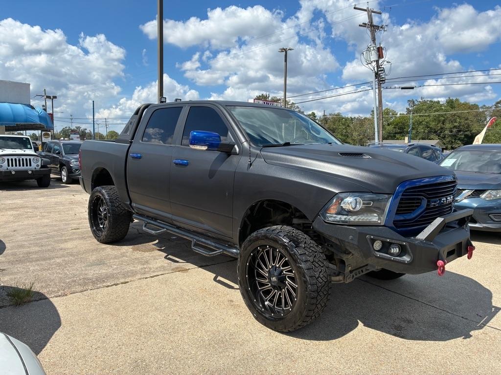 RAM 1500 Sport 4x4 Crew Cab 5'7" Box *Ltd Avail* 2018