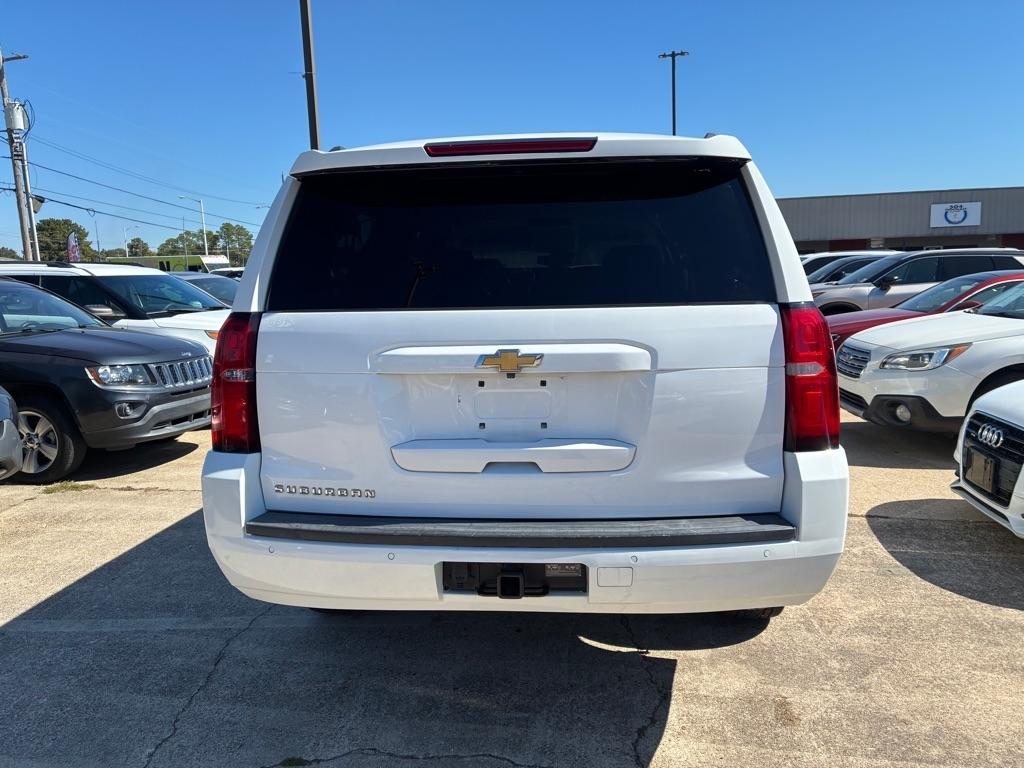 Chevrolet Suburban 2WD 4dr 1500 LT 2019