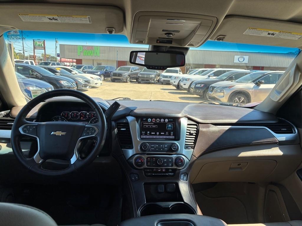Chevrolet Suburban 2WD 4dr 1500 LT 2019