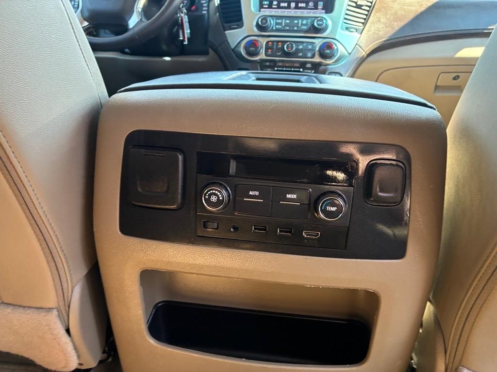Chevrolet Suburban 2WD 4dr 1500 LT 2019