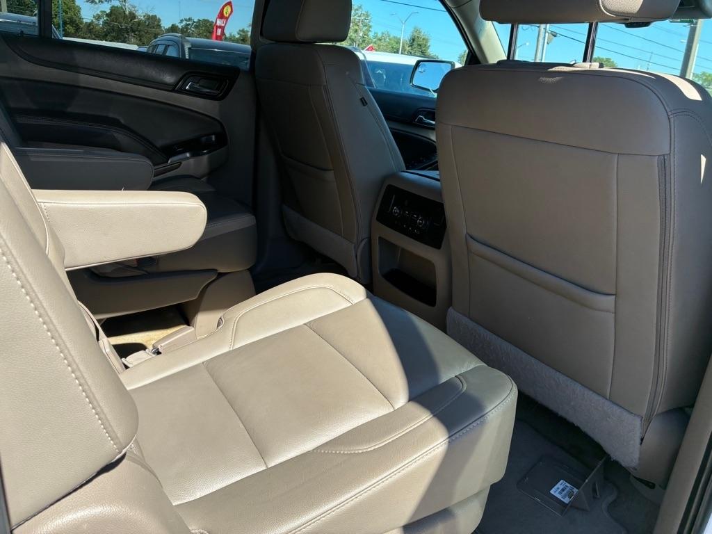 Chevrolet Suburban 2WD 4dr 1500 LT 2019