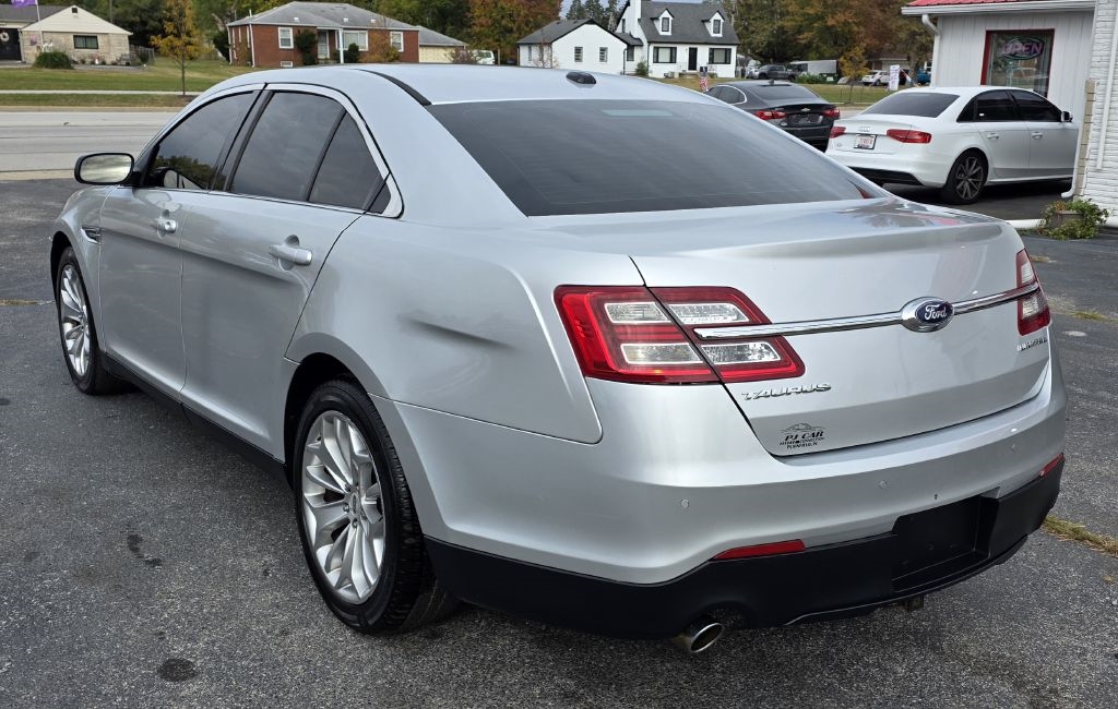 Ford Taurus  2013 Ford Taurus  2013
