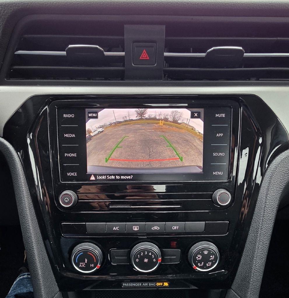 Volkswagen Passat  2020